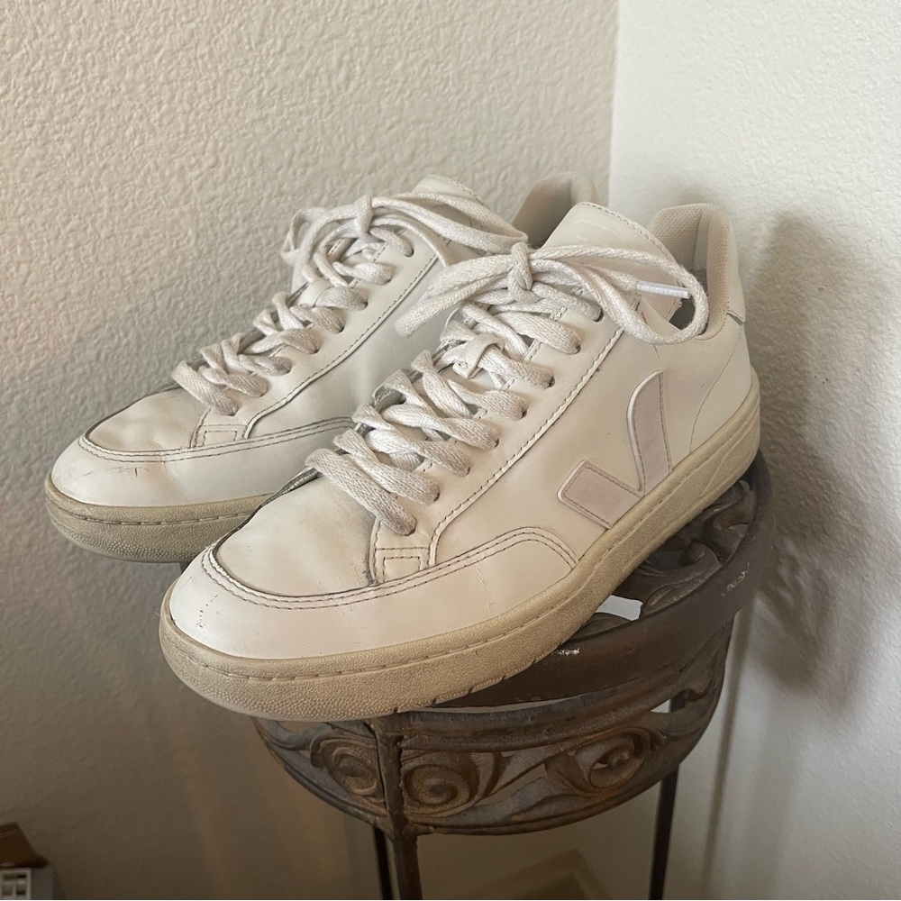 VEJA V 12 T2 Lace Front Sneaker Shoe